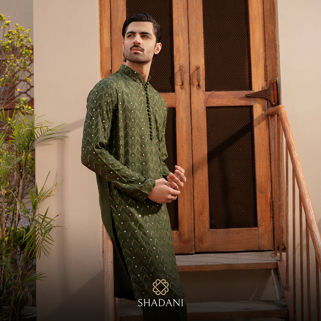 The Timeless Appeal of Kurta Pajama: A Classic Style for Men in the USA