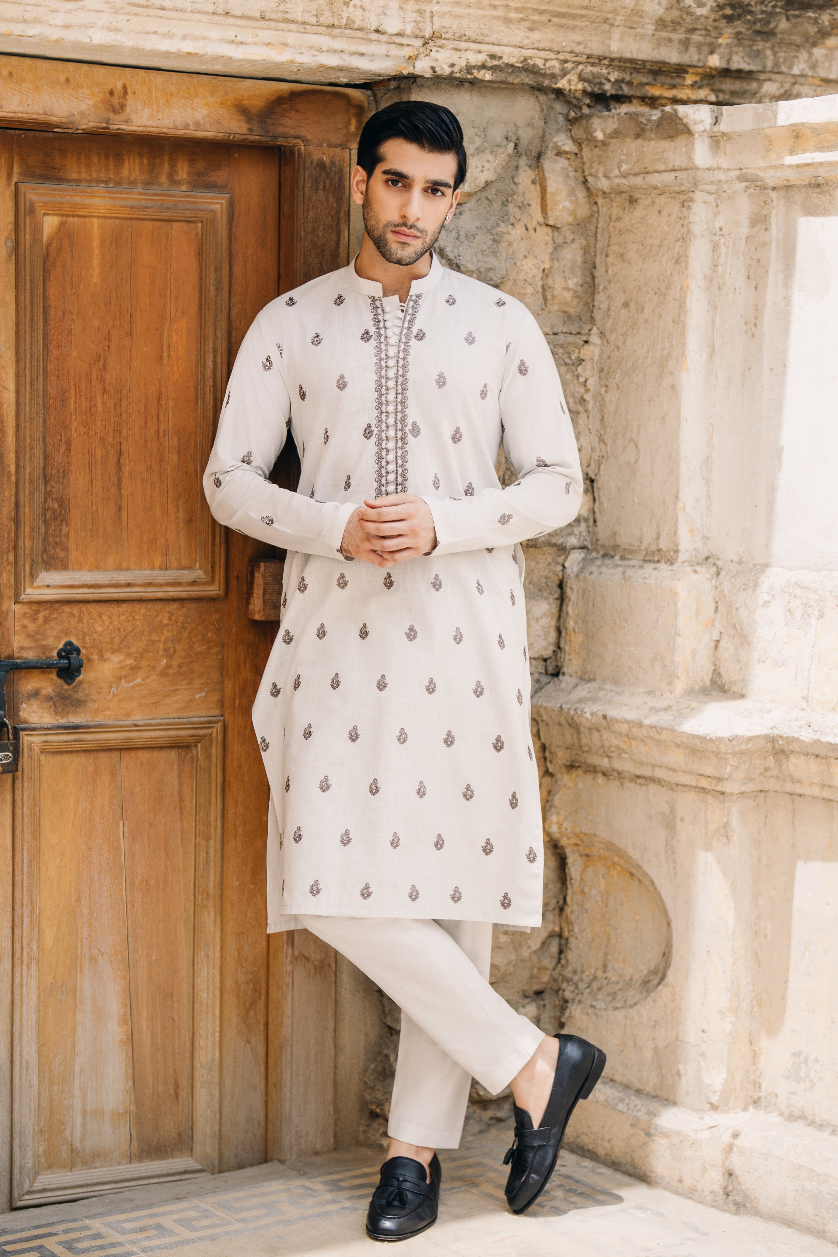 Cloud White Damask Pattern Kurta Pajama