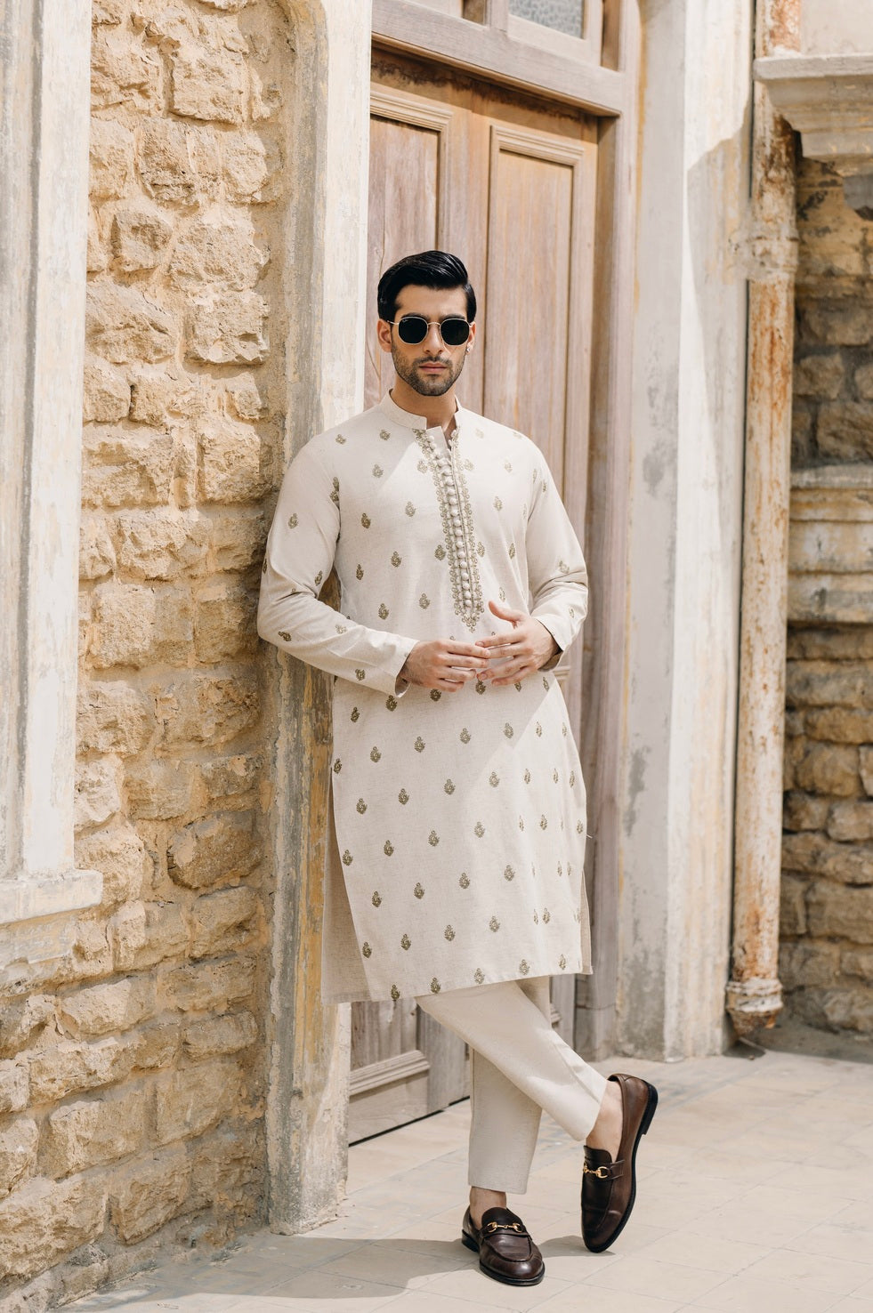 Karandi Damask Pattern Kurta Pajama