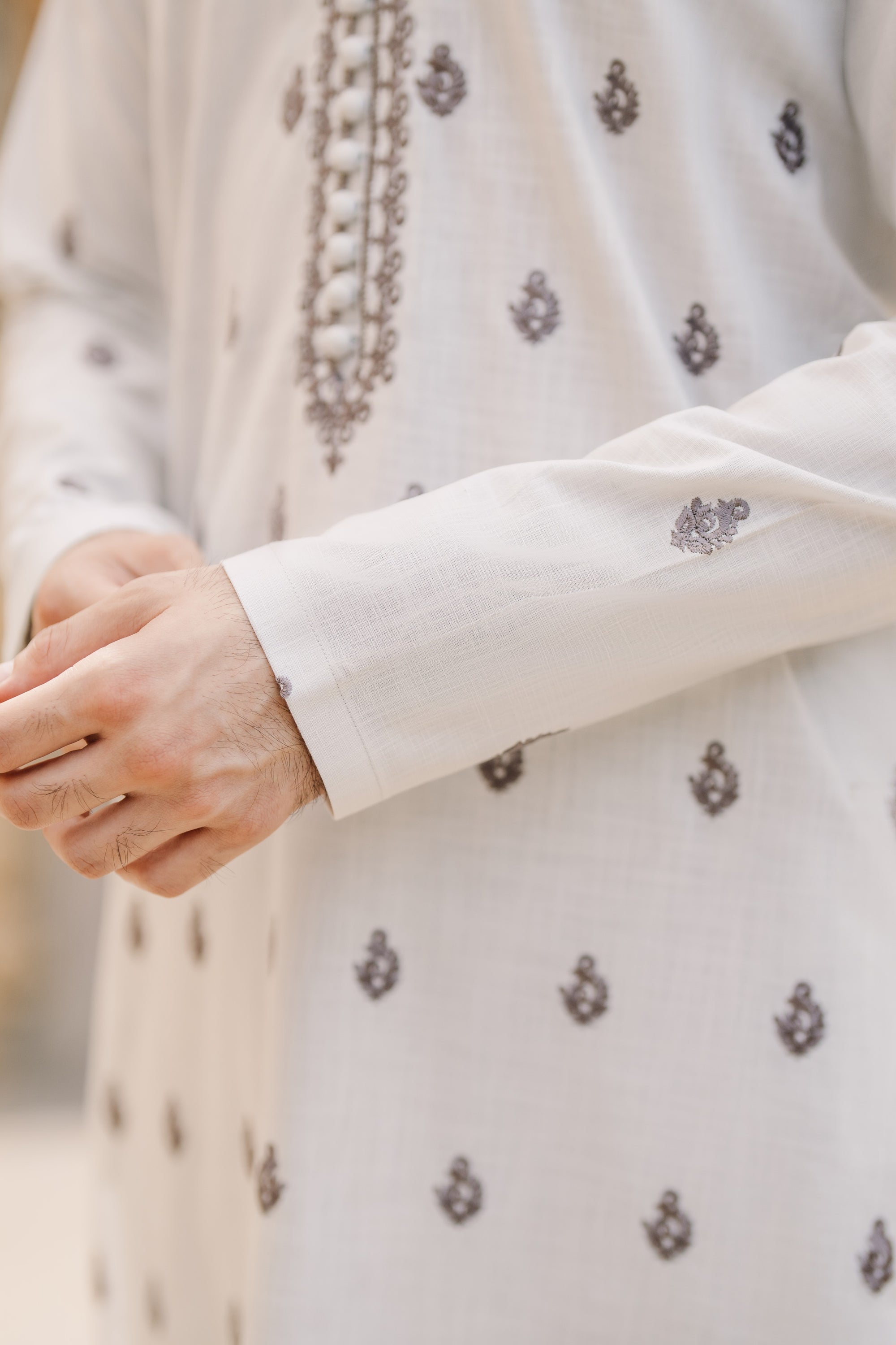 Cloud White Damask Pattern Kurta Pajama